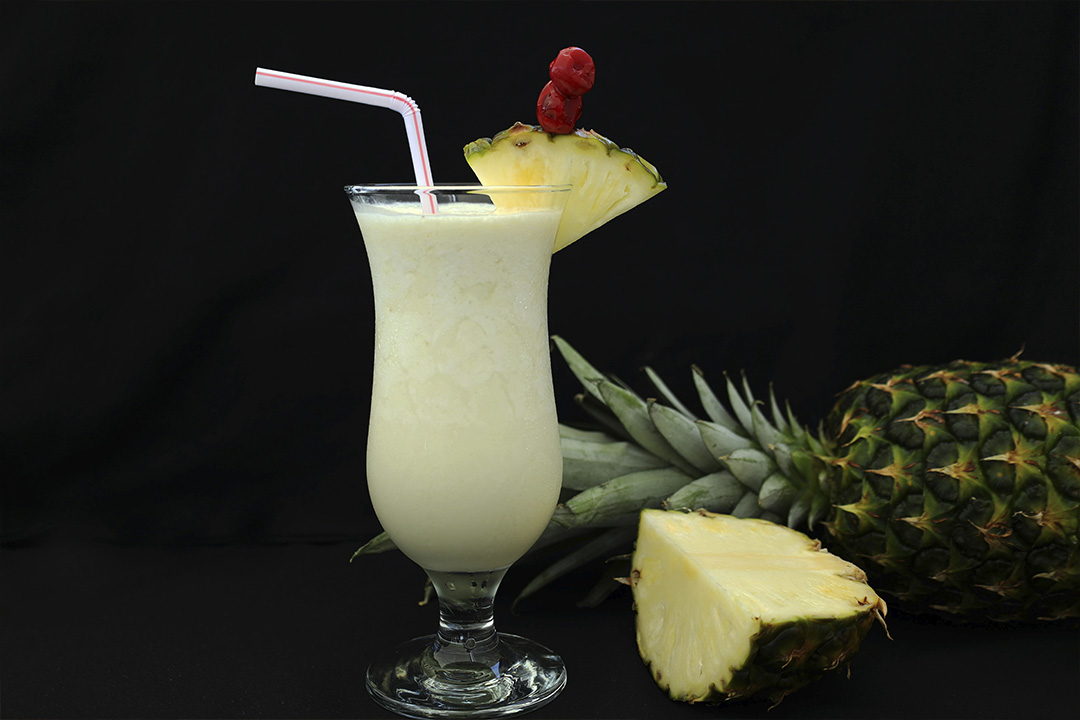 Así se hace el Piña Colada más tropical: el paraíso embotellado, paso a paso