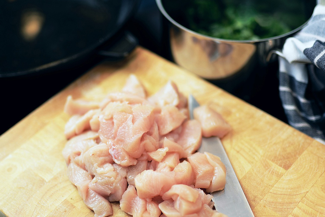 Receta fácil de pollo al verdeo para una rica cena familiar
