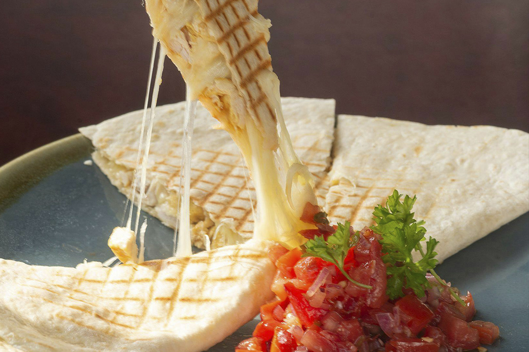 Para esta Semana Santa, quesadillas de atún: fáciles y riquísimas