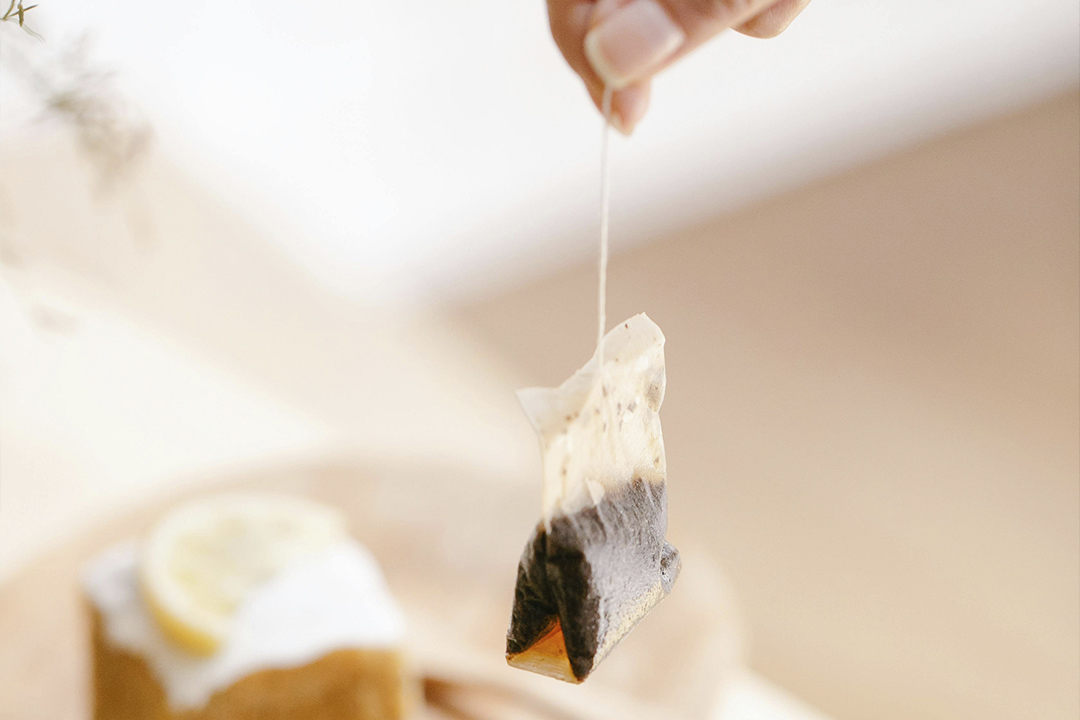Cómo se quita el olor de ajo de las manos