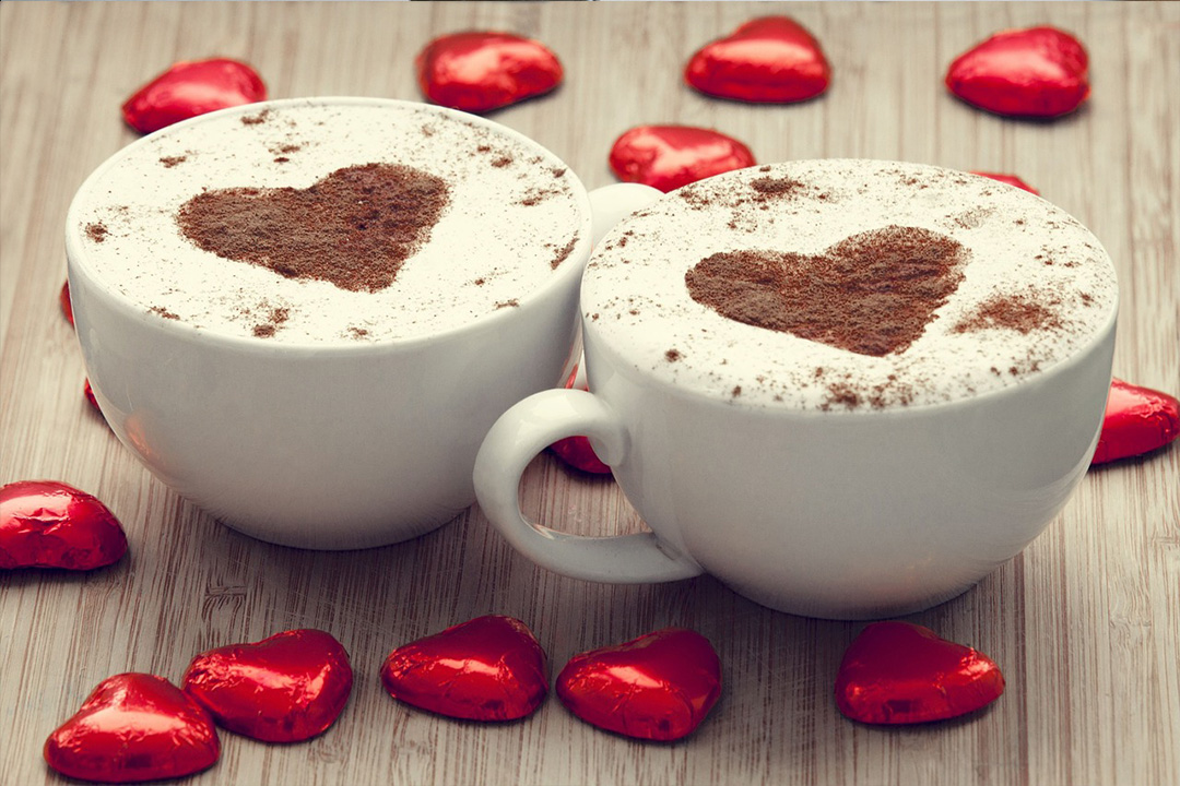 3 técnicas para decorar tu café y ser un buen barista en casa