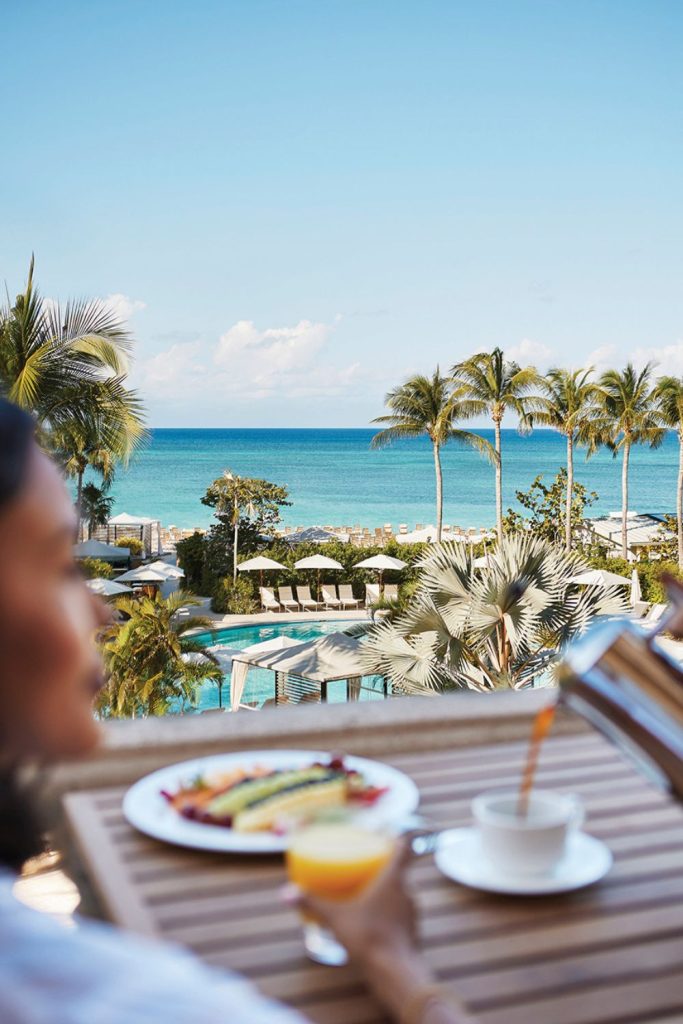 The Ritz-Carlton Grand Cayman: lujo integrado en el Caribe
