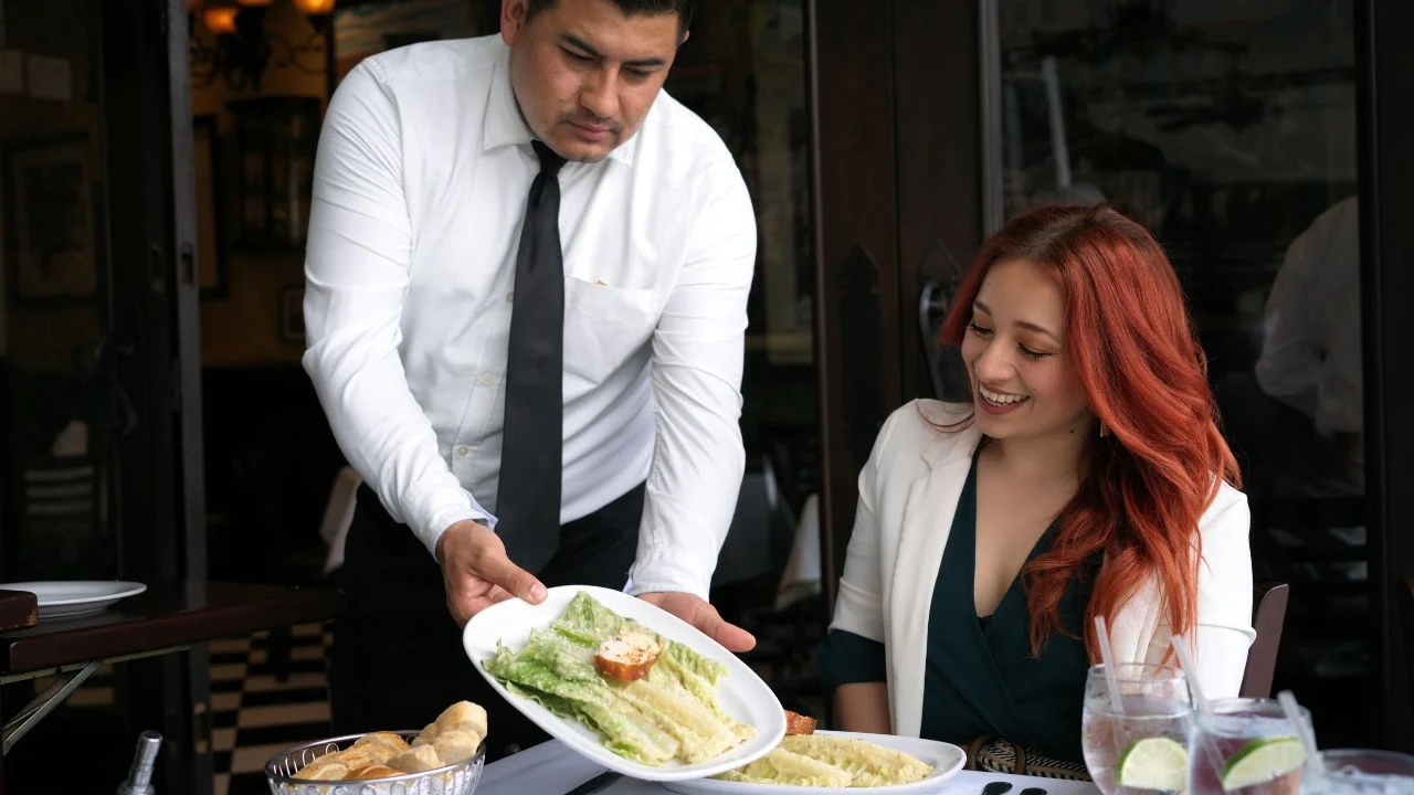 Vive el 100 aniversario de la ensalada Caesar’s