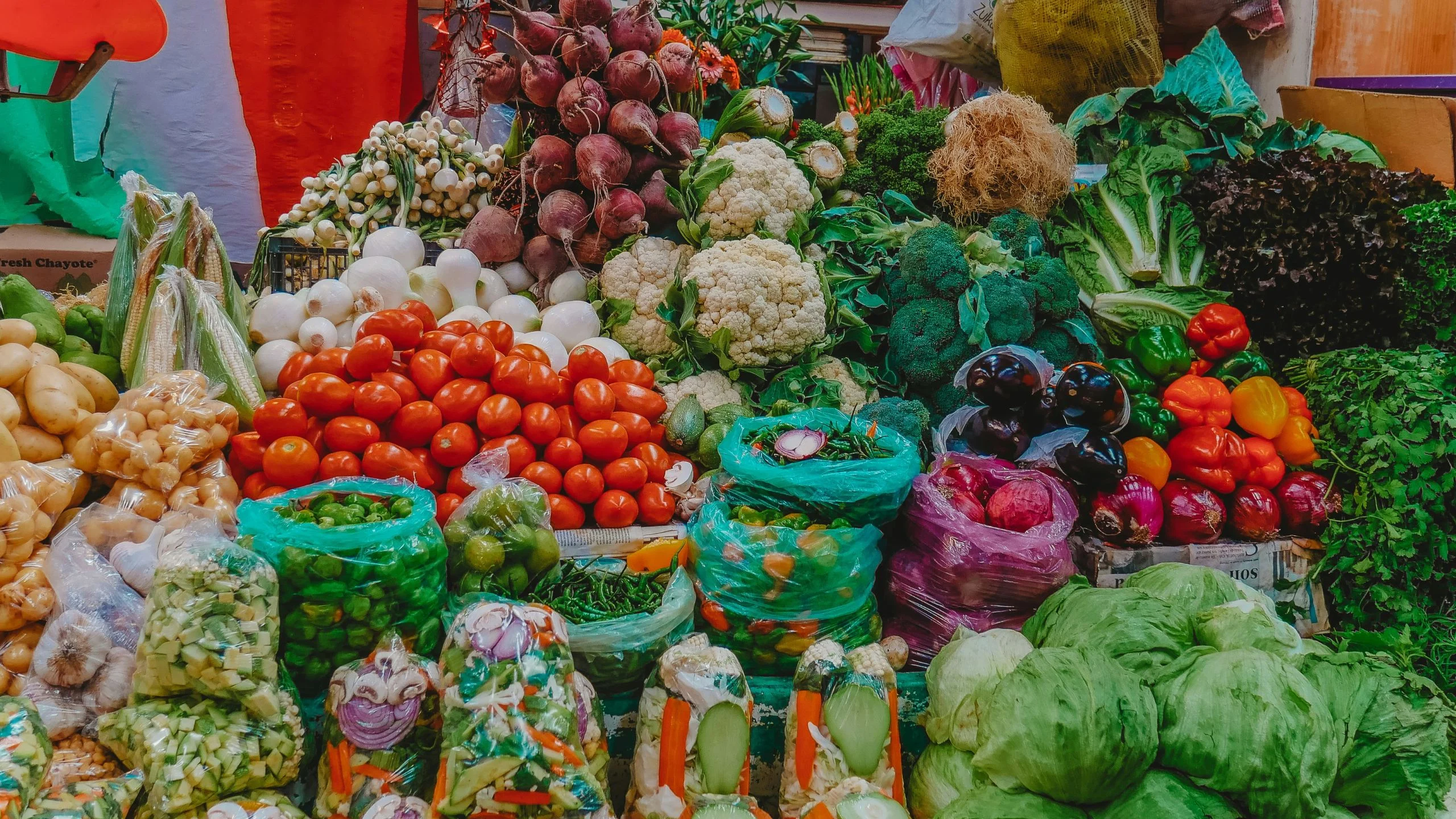 Alimentos frescos que debes tener en casa para la primavera