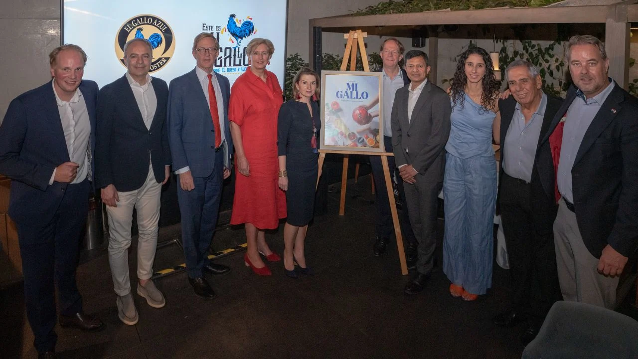 Presentación de "Este es Mi Gallo, Todo Sobre el Queso Viajero: The Cookbook".