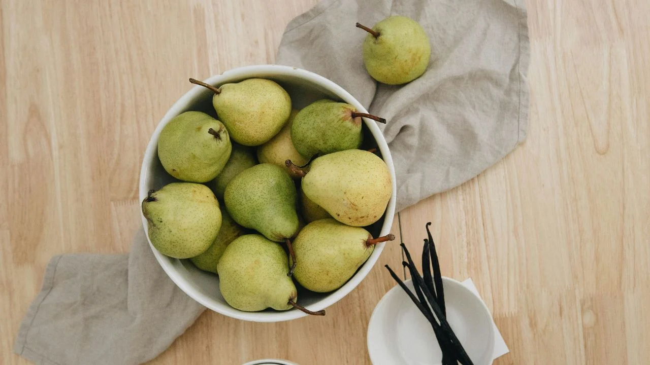 Prepara este crumble de pera para las tardes lluviosas