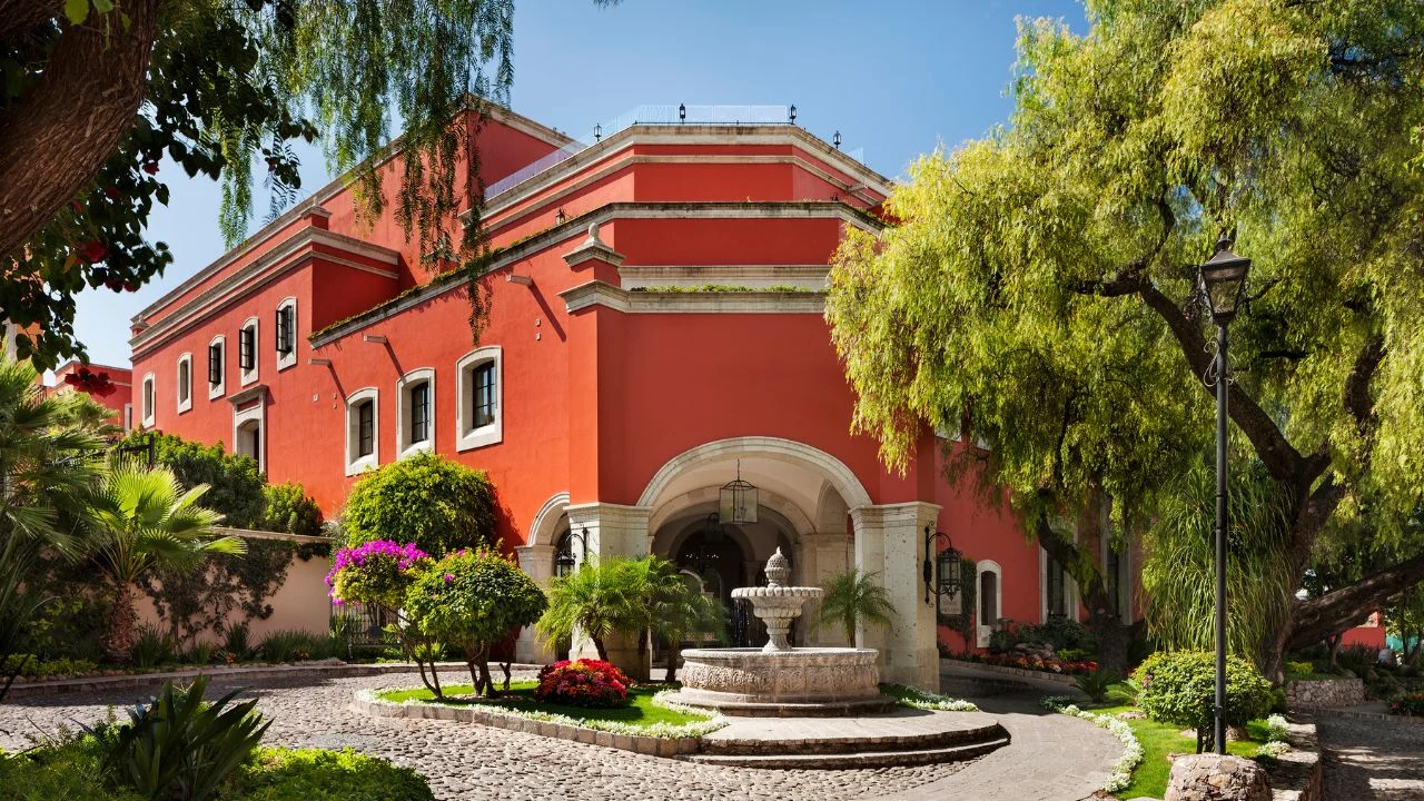 Descubre la experiencia de Pirules Garden Kitchen en San Miguel