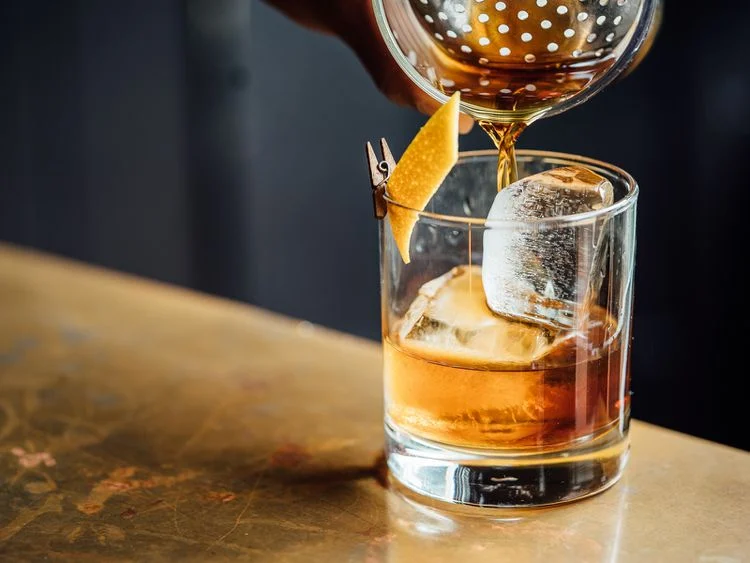 Razones por las debes tener sí o sí coñac en tu bar