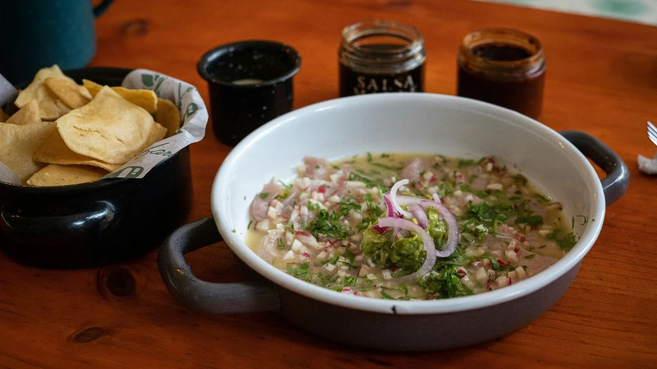 ¿Cuáles son las diferencias entre el ceviche peruano y el mexicano?