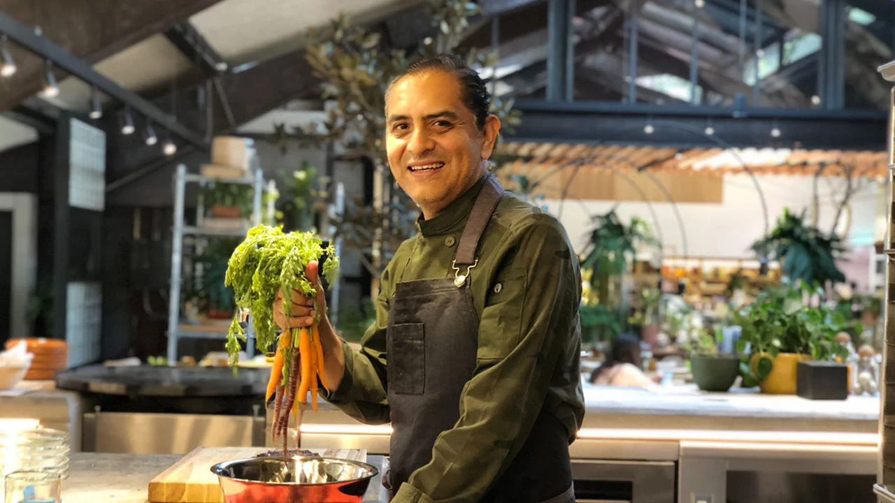 chef erick garcia del restaurante local 777