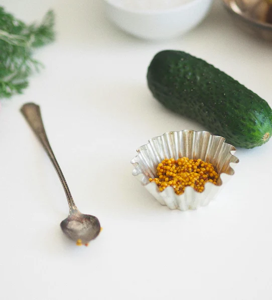 Mostaza casera: Un toque artesanal para tus platillos favoritos