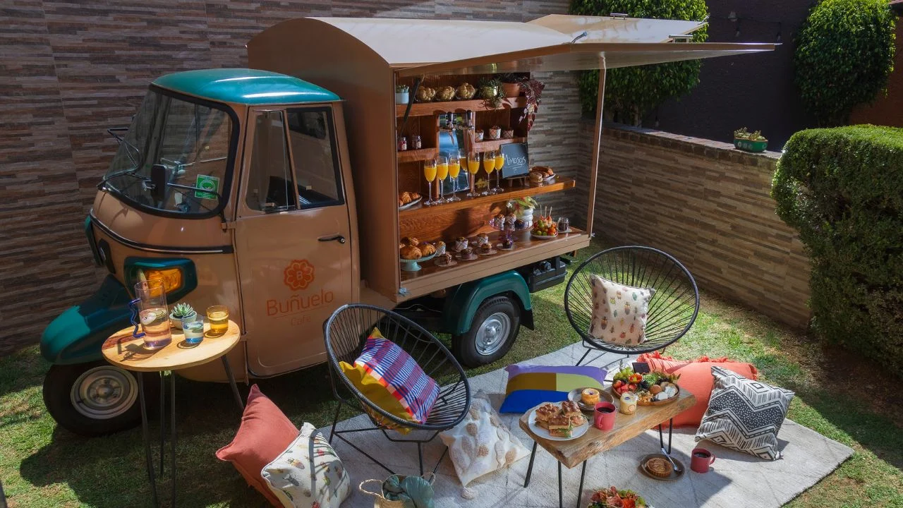 Buñuelo lanza servicio de catering sobre ruedas