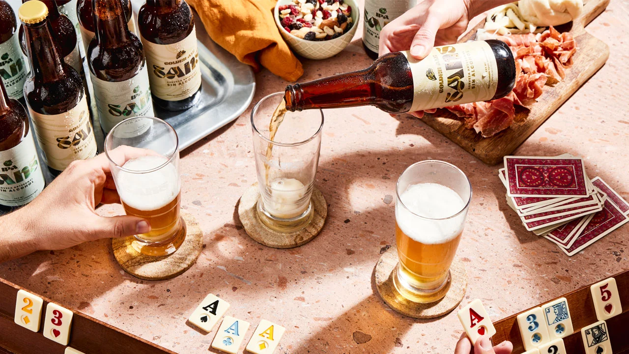 Esta cerveza artesanal sin alcohol es lo que necesitas en tus próximas reuniones