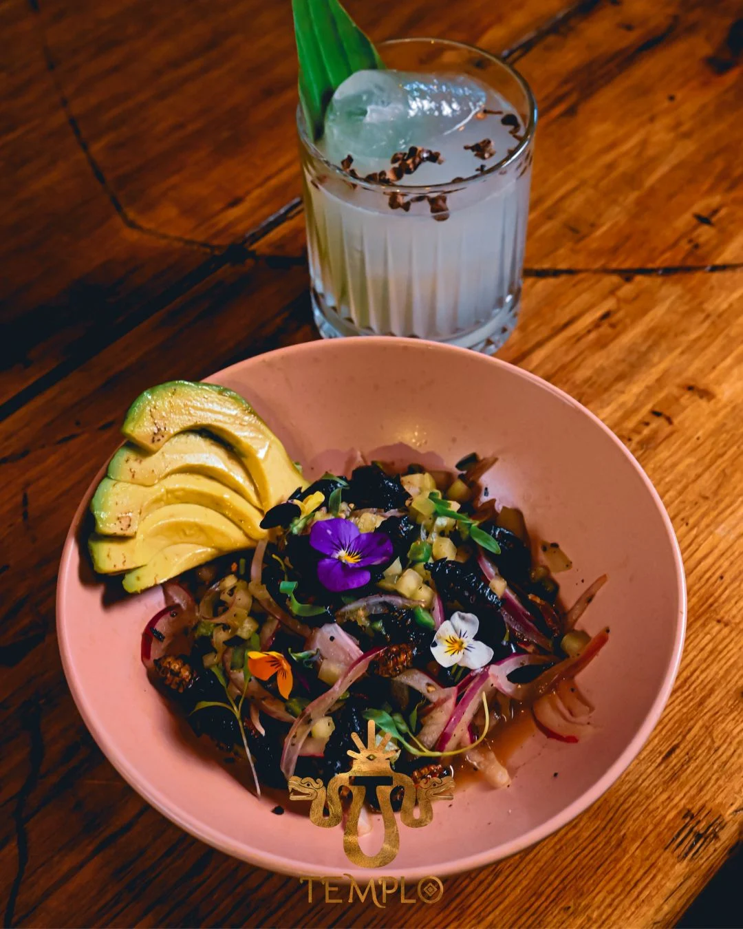 Descubre este restaurante que marida mezcal con comida basada en insectos