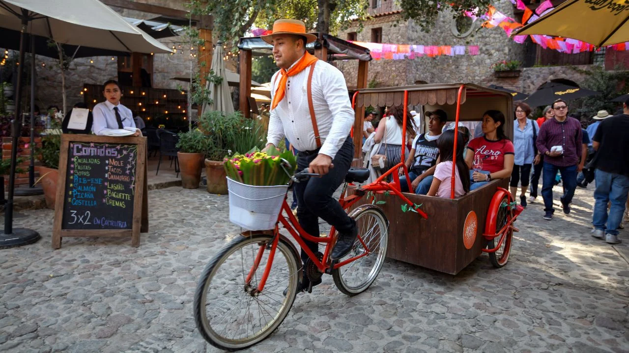 Disfruta de vino, gastronomía y música en Val'Quirico con Aire Tinto