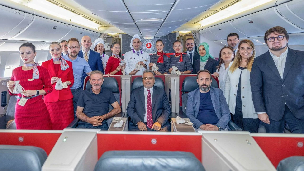 Turkish Airlines presenta el «pan más antiguo del mundo»