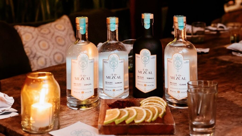 Tradición y sabor: 6 mezcales artesanales que debes conocer