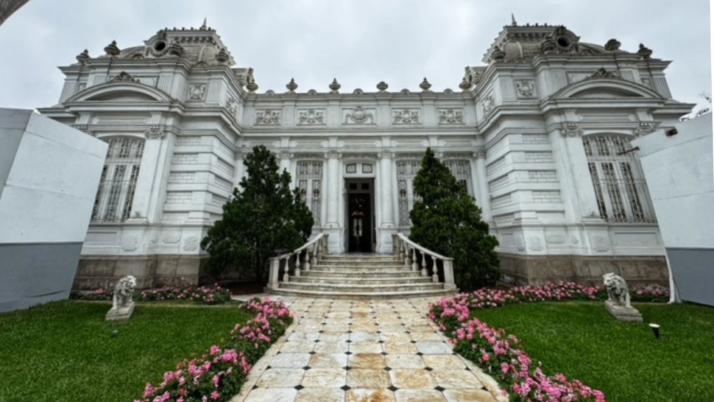 Destino final: Lima