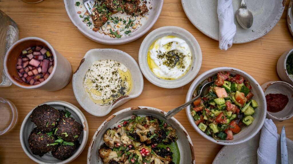 3 recetas de comida mediterránea que puedes hacer en casa
