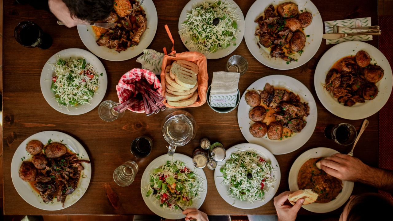 La relación entre las fiestas y la comida en nuestra cultura