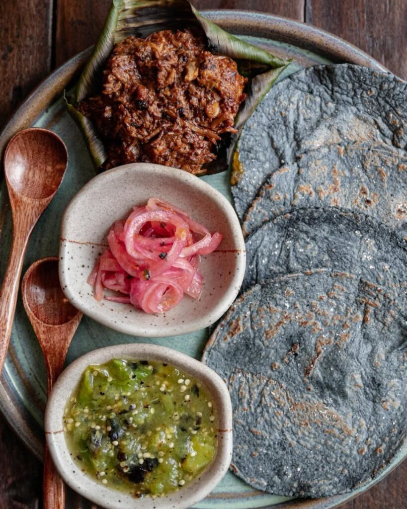 La frontera de los sueños: 4,444 km camino al firmamento culinario