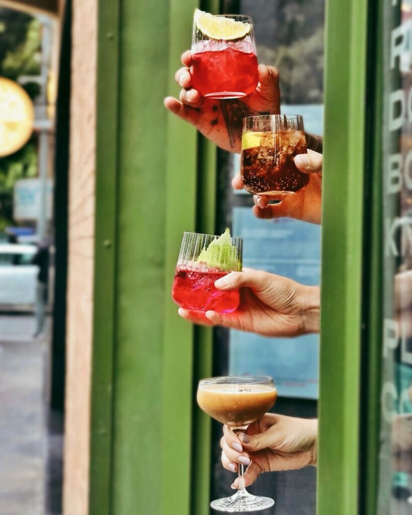 Long Story Short: gastropub con música, comida chic e innovadora mixología