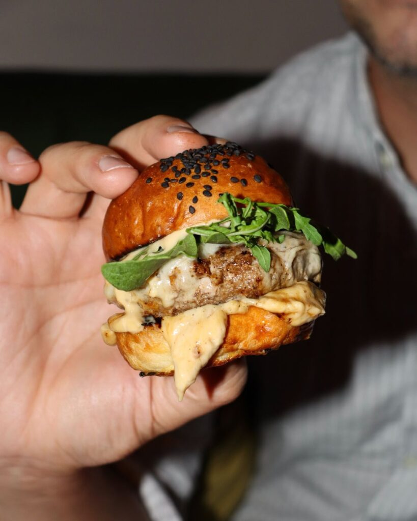 Long Story Short: gastropub con música, comida chic e innovadora mixología
