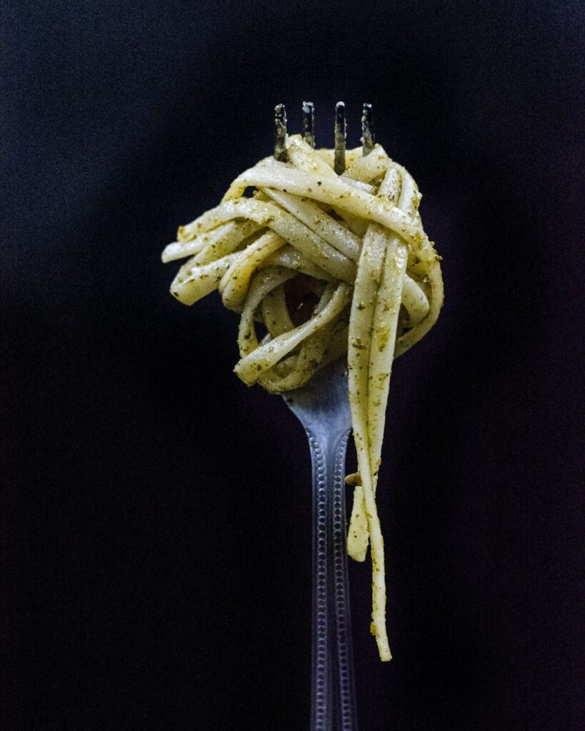 ¿Antojo de pasta? Prueba este Orecchiette con pesto de pistache