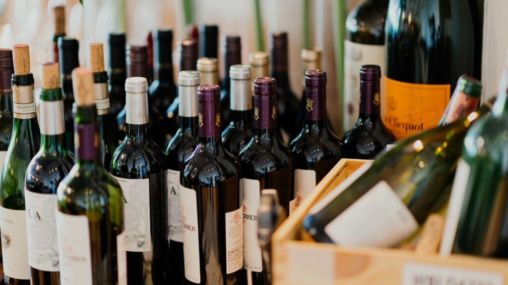 ¿Es mejor el vino añejo que el vino joven? Los expertos en vino opinan