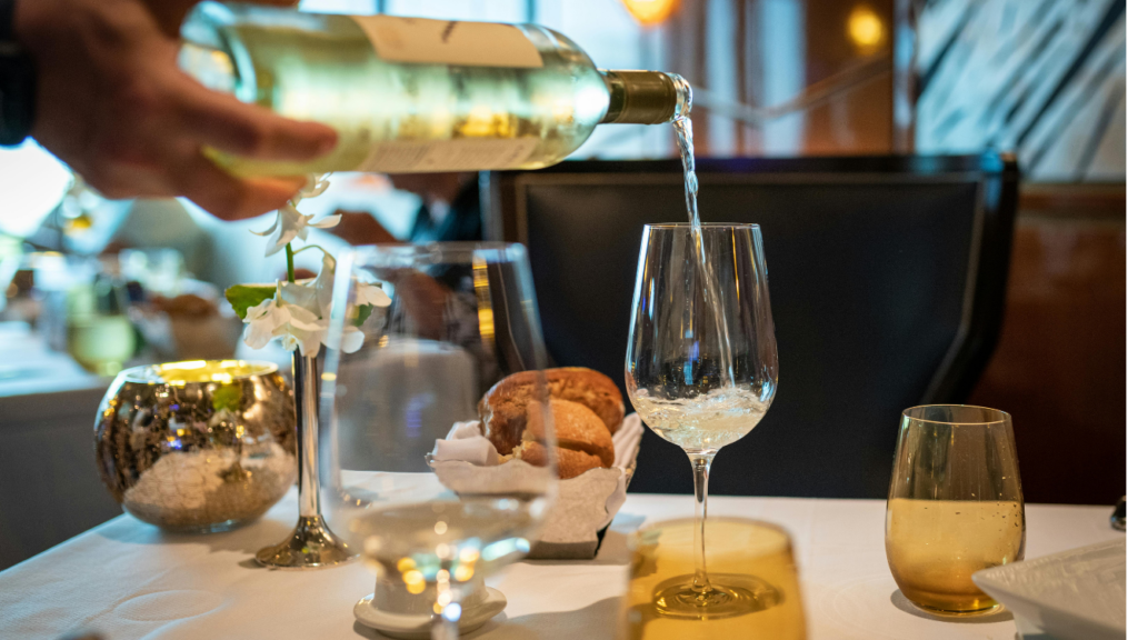 ¿Vino blanco con pescados y tinto con carne roja? ¿En serio?