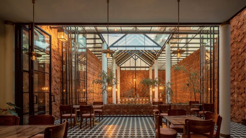 Octo presenta nuevo libro sobre su historia, arquitectura y diseño mexicano