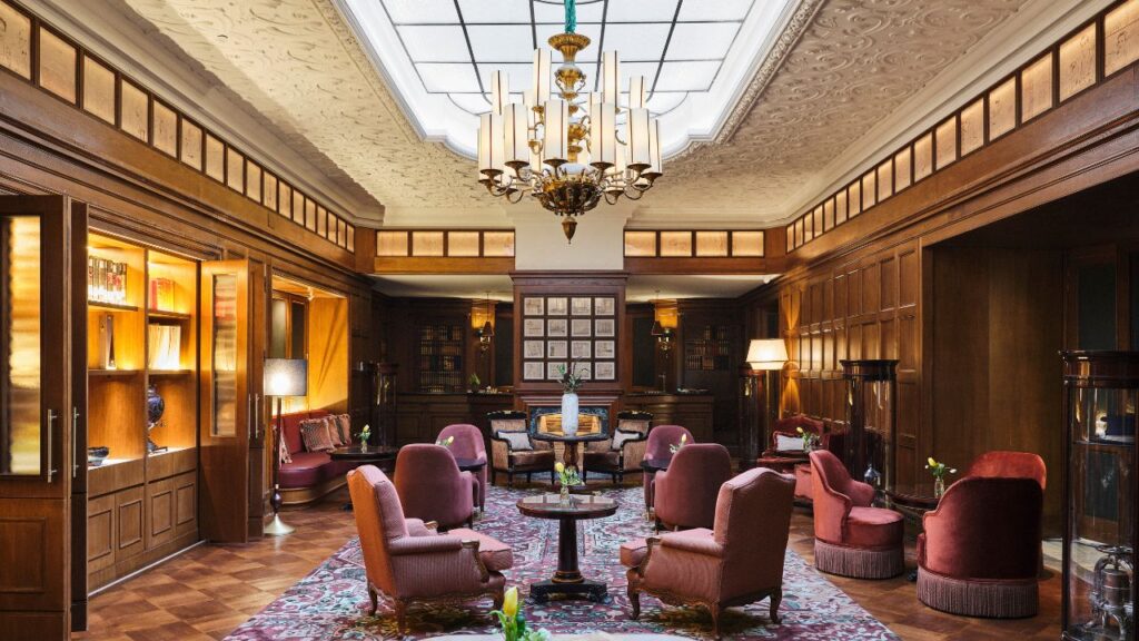 El icónico The Palace de Madrid se une a The Luxury Collection 