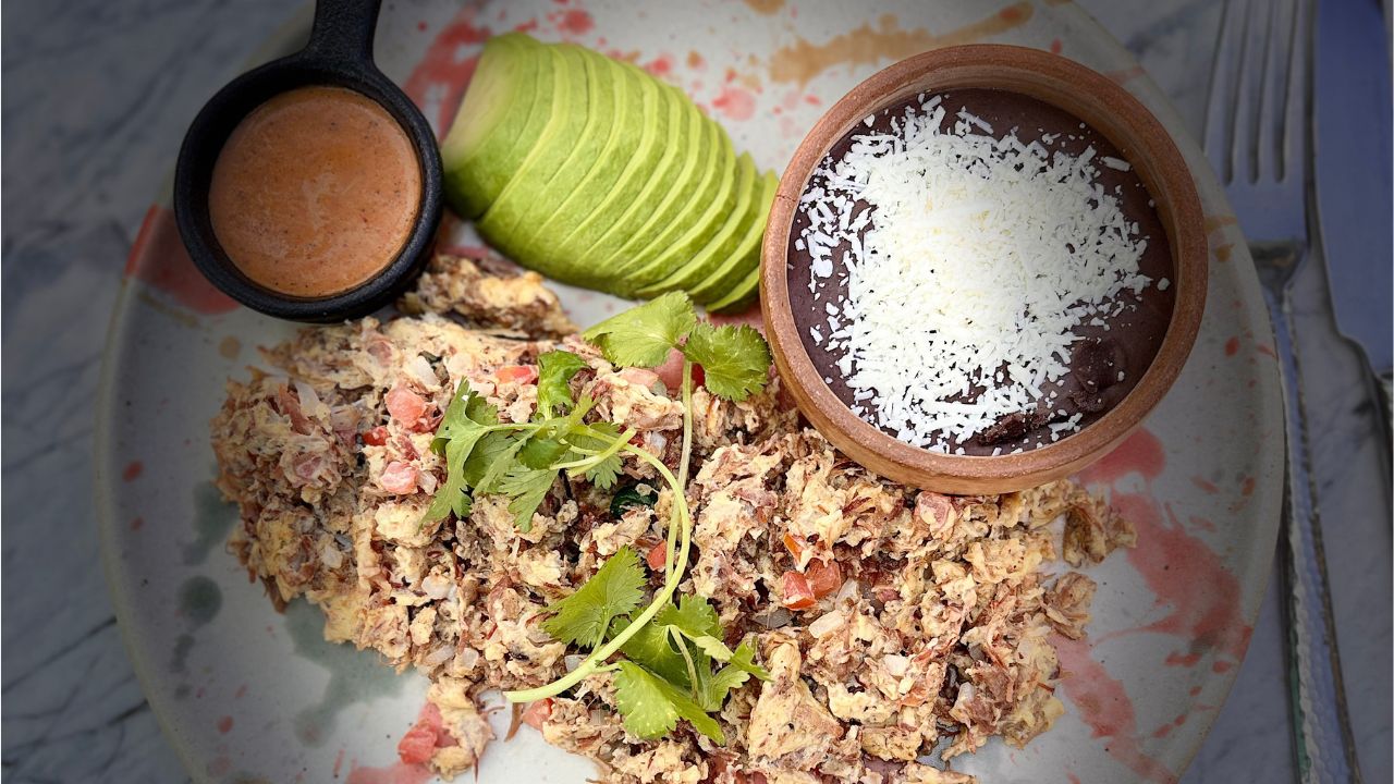 Bitácora del Paladar: ¿Comer o tocar playa?