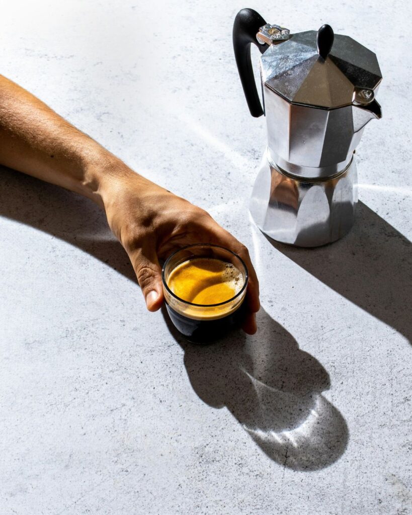 Por qué el mejor café se prepara en una cafetera moka