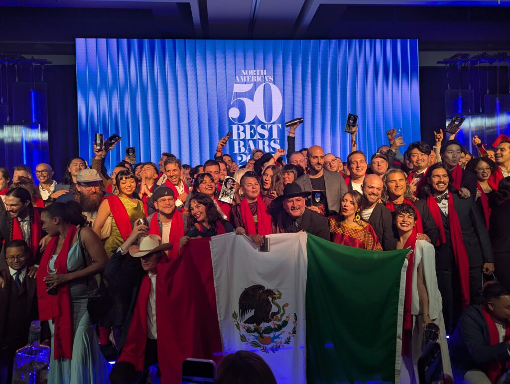 Handshake Speakeasy sigue siendo el rey de los bares de Norteamérica