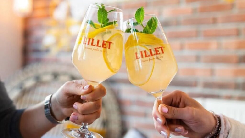 Cócteles para una celebración chic con mamá