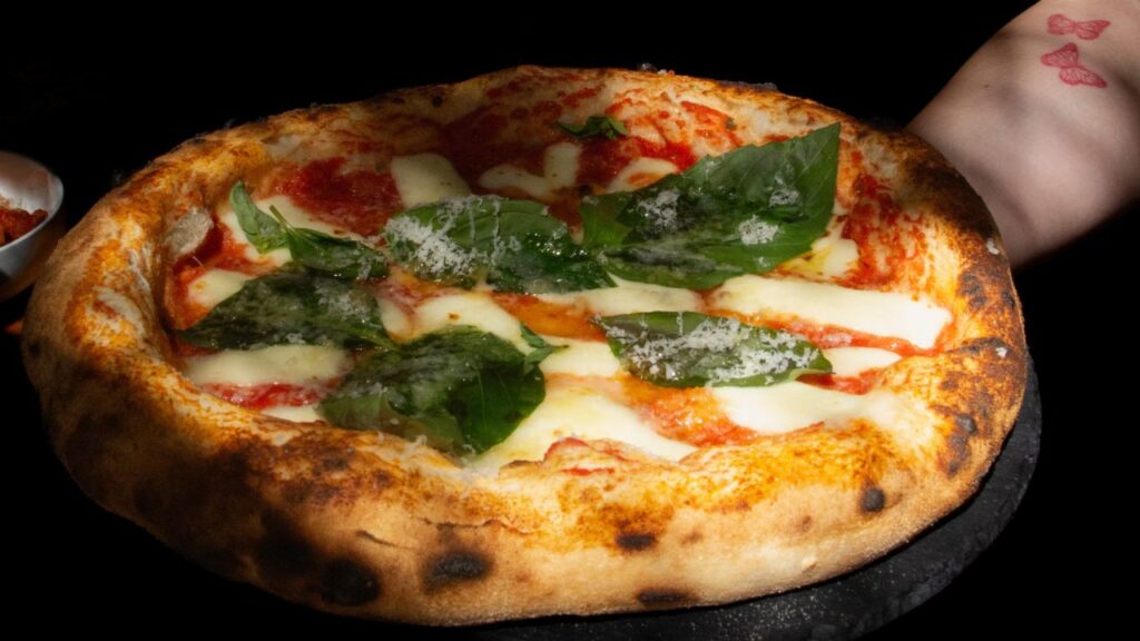 Mondello: la pizza napolitana que conquista la Juárez