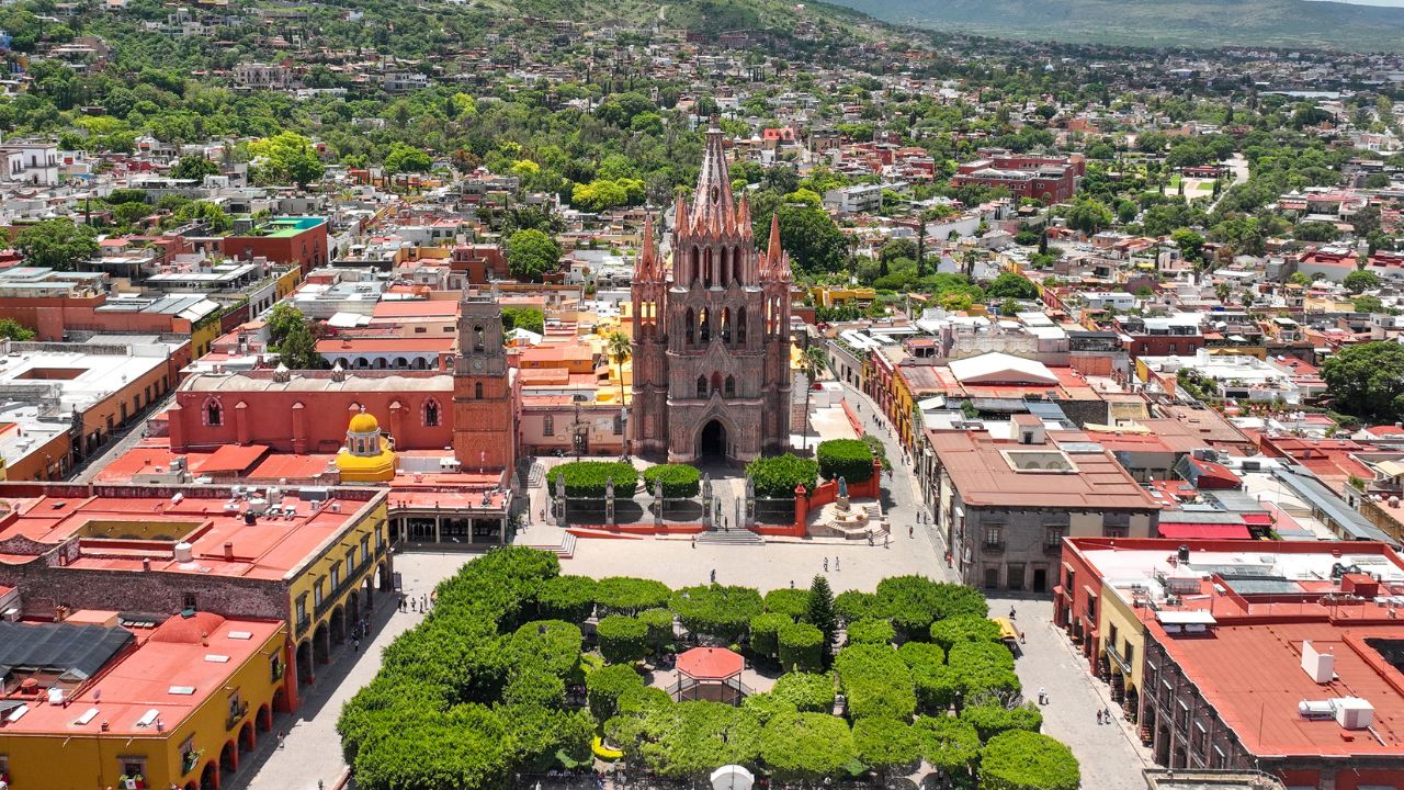 Vive San Miguel de Allende en mayo: tradición, alta cocina y espectáculos