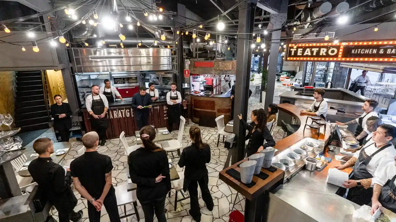 Teatro Kitchen & Bar, un restaurante con guion y actos - Food & Wine en ...