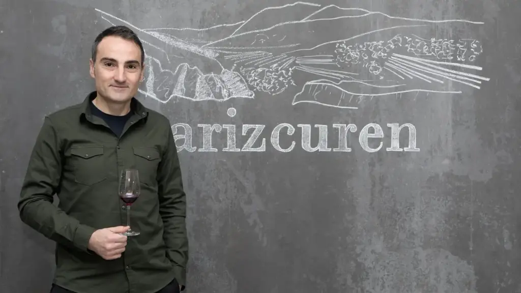 Javier Arizcuren, arquitecto de las viñas, al frente de una bodega singular