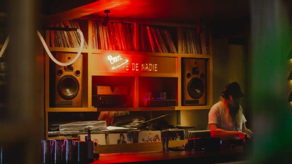 La importancia de un buen sistema de audio en un restaurante