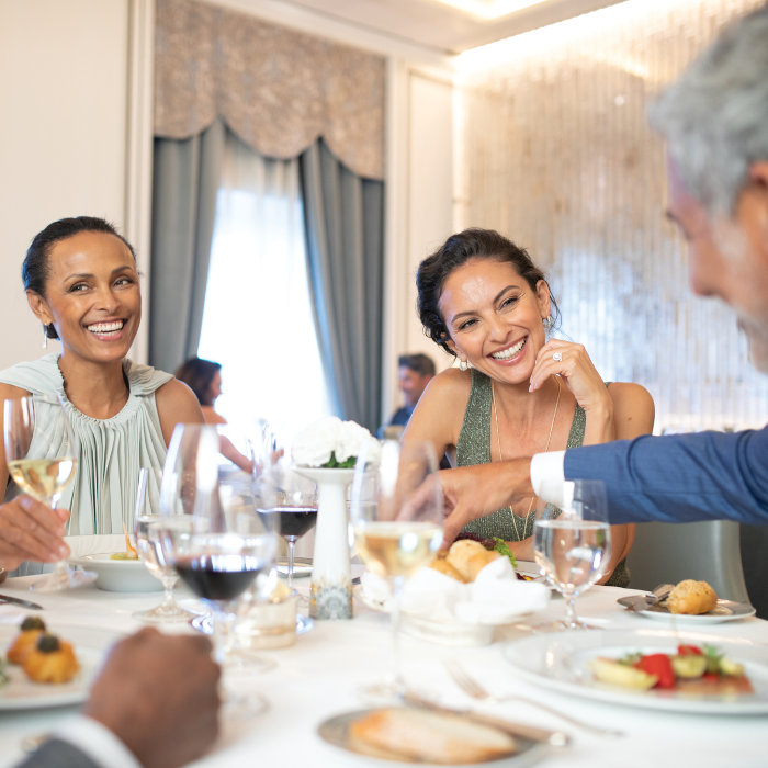 Azure, el nuevo restaurante insignia de Regent Seven Seas Cruises 