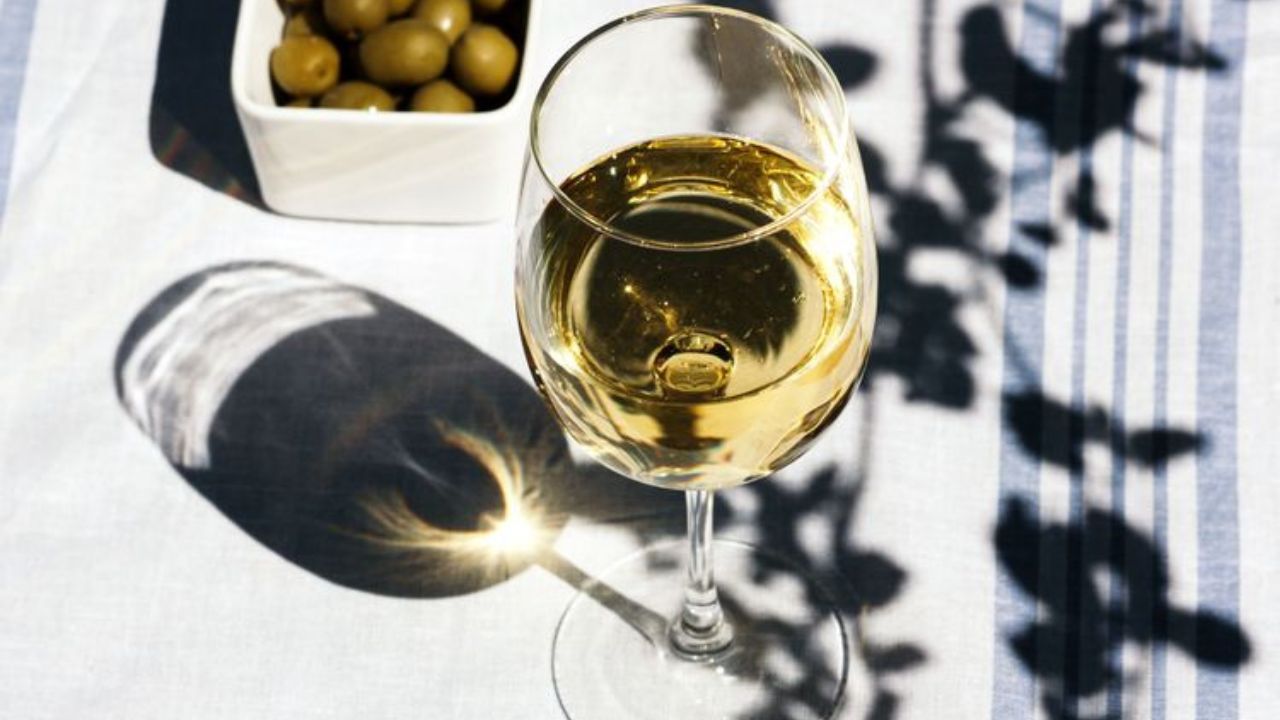 ¿Sabías que existen diferentes formas de nombrar al Sauvignon Blanc? ¿Sabías que existen diferentes formas de nombrar al Sauvignon Blanc?