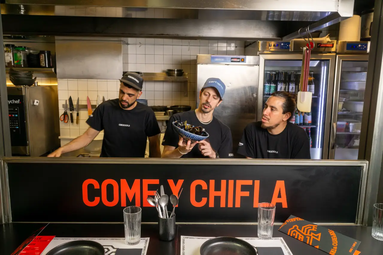 La cocina ‘chiflante’ de El Triperito brilla en la hostelería de mercado madrileña La cocina ‘chiflante’ de El Triperito brilla en la hostelería de mercado madrileña