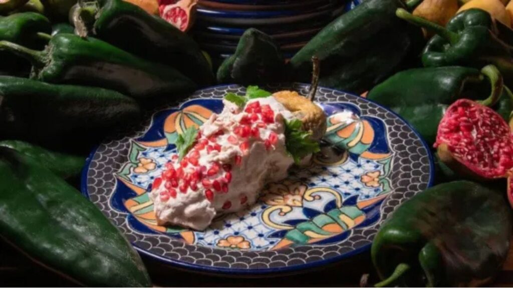 Chiles en Nogada: de la leyenda a la identidad culinaria