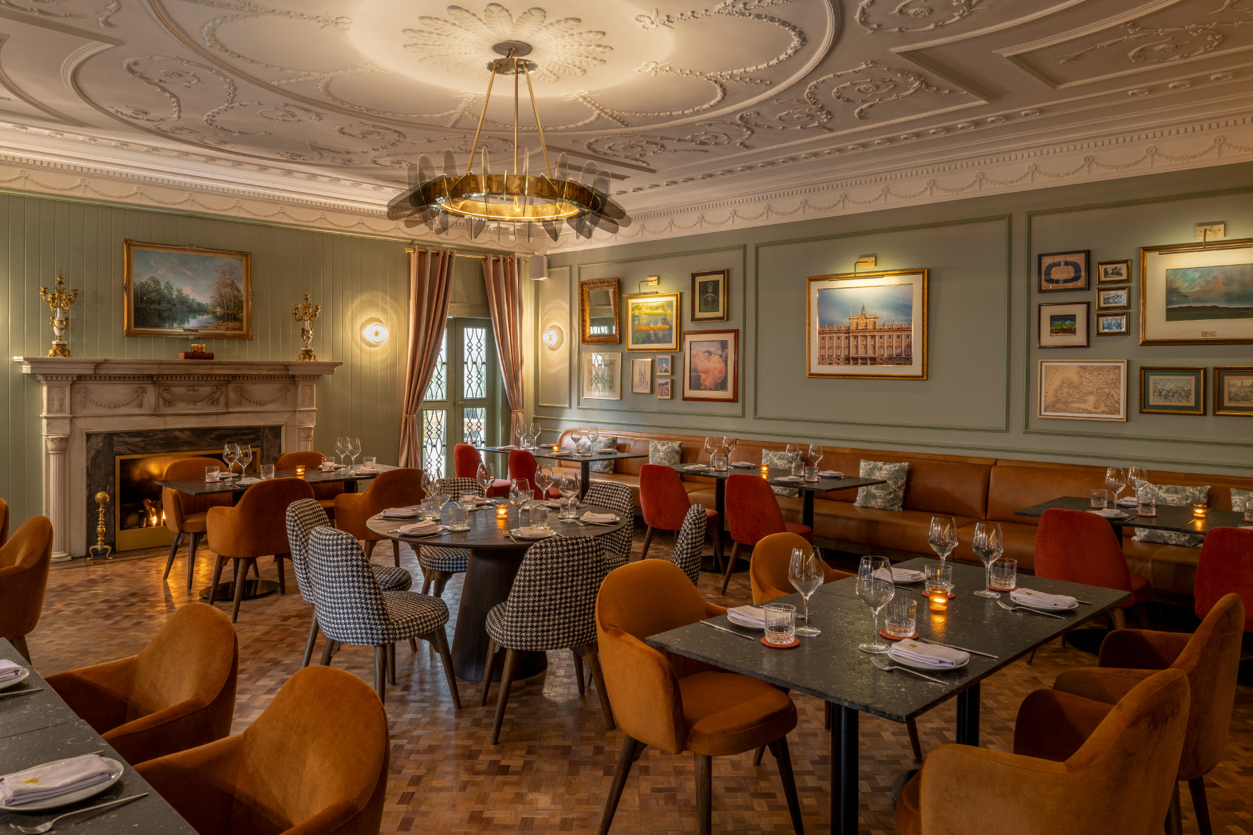 En esta casa restaurada habita una fusión gastronómica con esencia ibérica