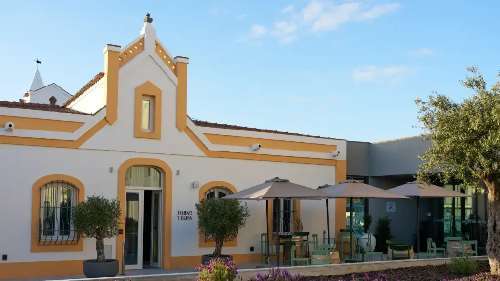 Forno da Telha en Évora: gastronomía alentejana, noches bajo las estrellas y tradición en agosto 2025