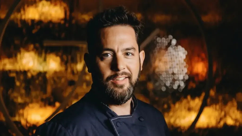 “Fusión sin confusión”, el lema del restaurante del chef Julián Mármol que está triunfando en Menorca