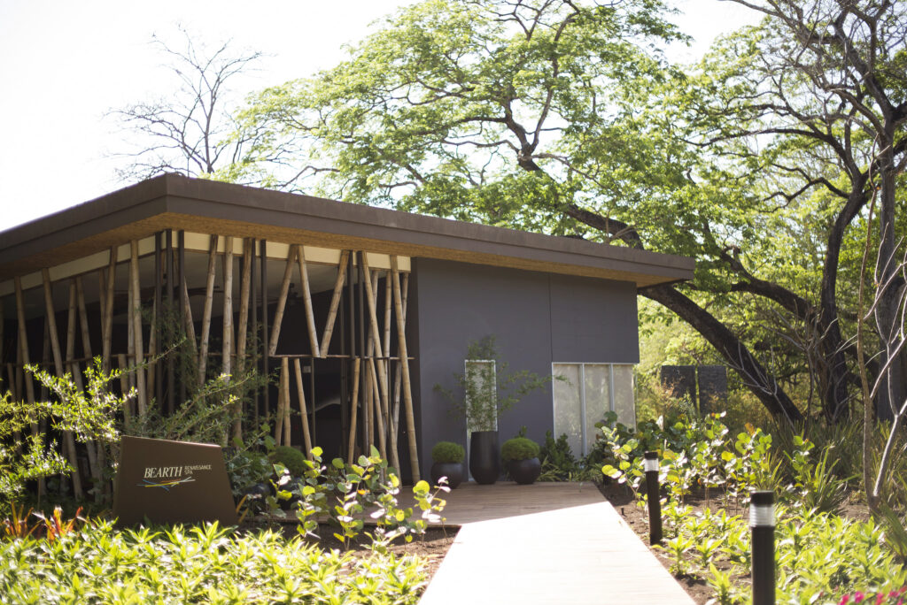 El Mangroove, alta cocina y hospitalidad costarricense frente al mar