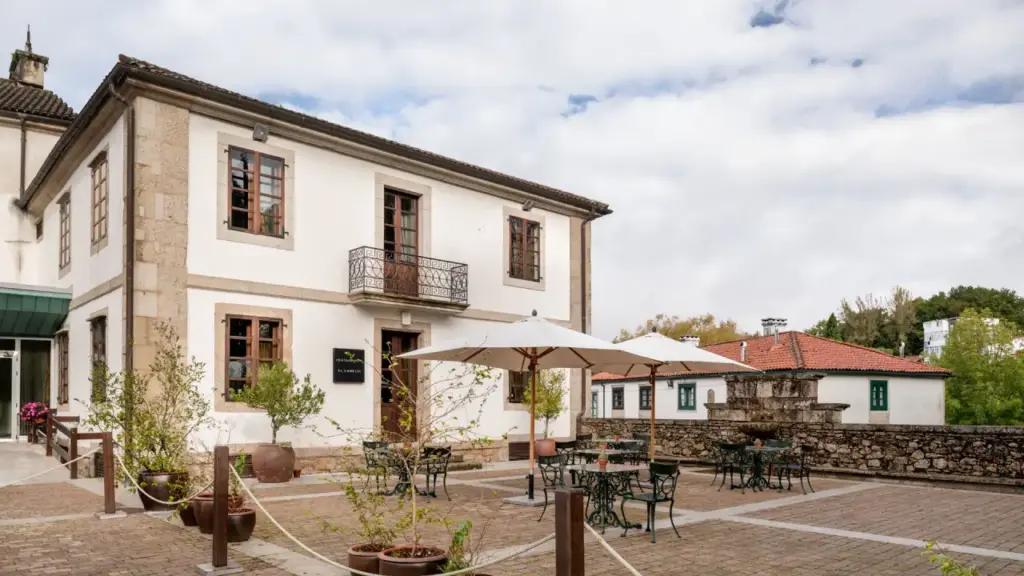 El Camelio: el restaurante en Santiago de Compostela que invita a retomar la rutina con sabor y calma